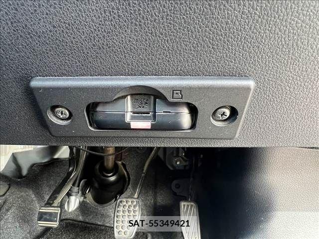 Daihatsu ATRAI 2022-03 1353315-17