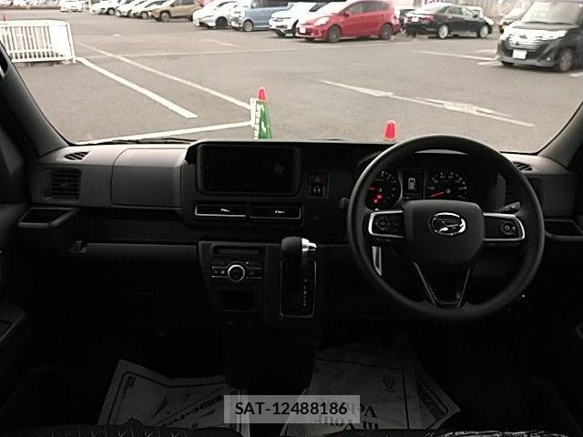 Daihatsu ATRAI 2025-01 2659735-18