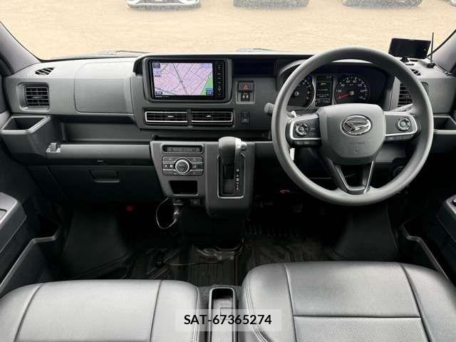 Daihatsu ATRAI 2023-10 6242145-5