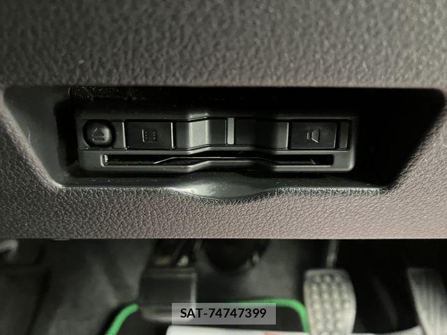 Daihatsu ATRAI 2022-09 7249817-18