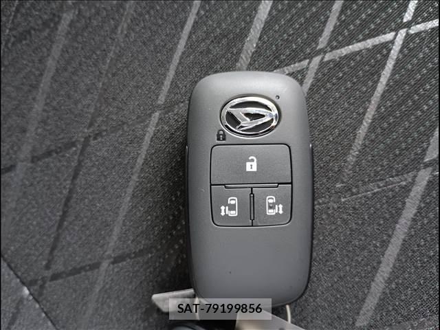 Daihatsu ATRAI 2025-04 7249822-23