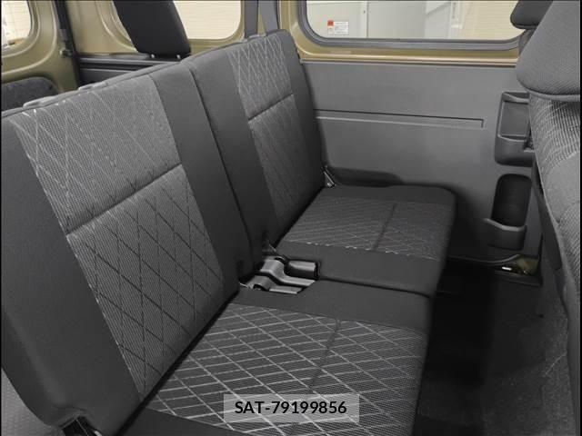 Daihatsu ATRAI 2025-04 7249822-24