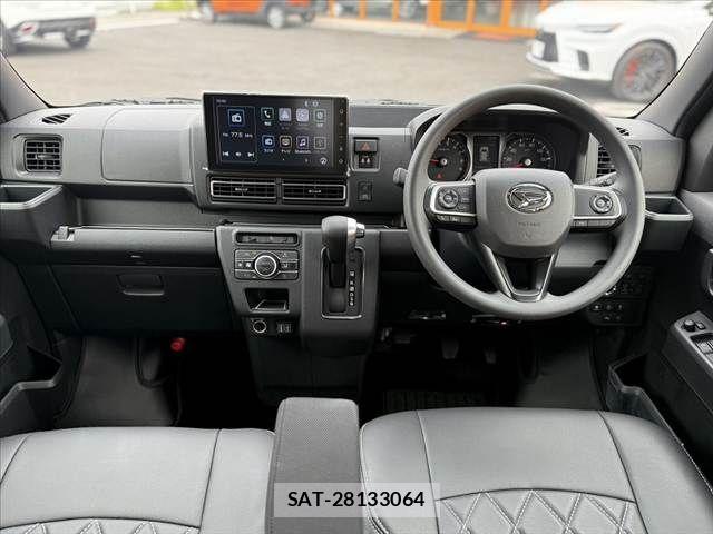 Daihatsu ATRAI 2024-06 7325692-1