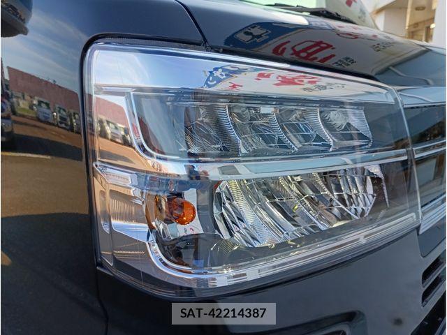 Daihatsu ATRAI 2025-05 7452942-4