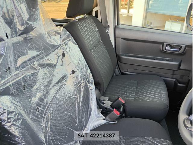 Daihatsu ATRAI 2025-05 7452942-5
