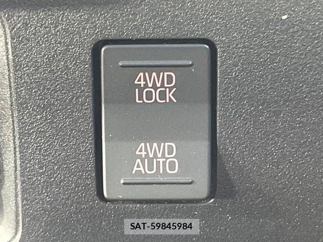 Daihatsu ATRAI 2022-01 7615027-2