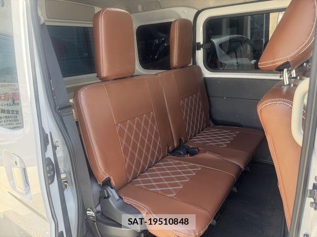Daihatsu ATRAI 2024-10 7978526-28