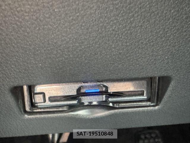 Daihatsu ATRAI 2024-10 7978526-29