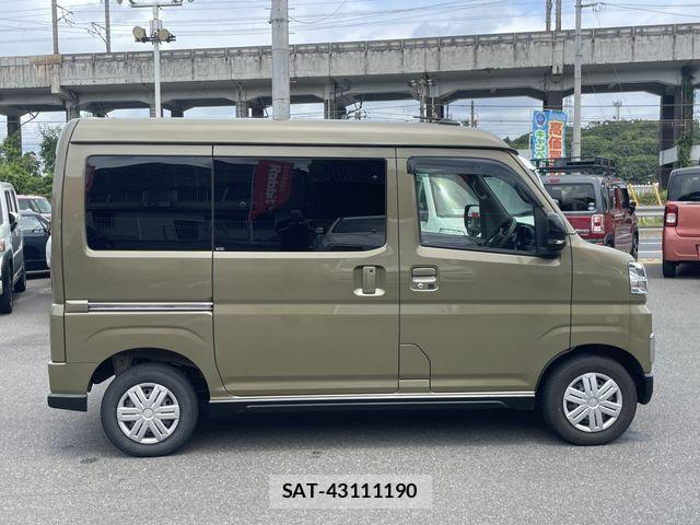Daihatsu ATRAI 2023-02 8072856-7