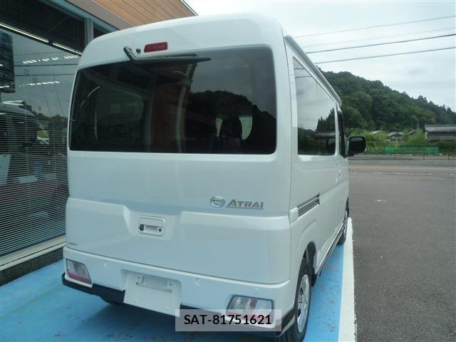 Daihatsu ATRAI 2026-07 8098028-1