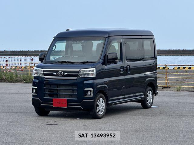 Daihatsu ATRAI 2022-08 8206349-0