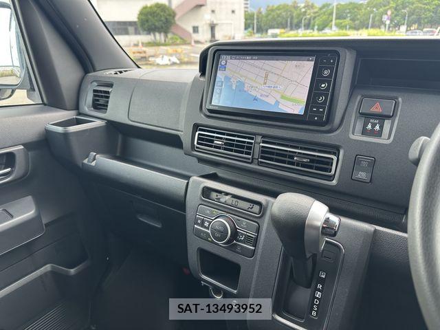 Daihatsu ATRAI 2022-08 8206349-9