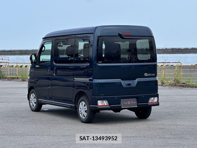 Daihatsu ATRAI 2022-08 8206349-24