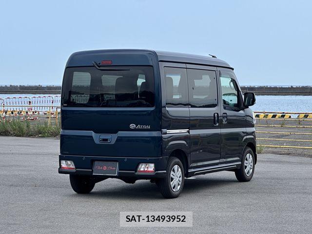 Daihatsu ATRAI 2022-08 8206349-2