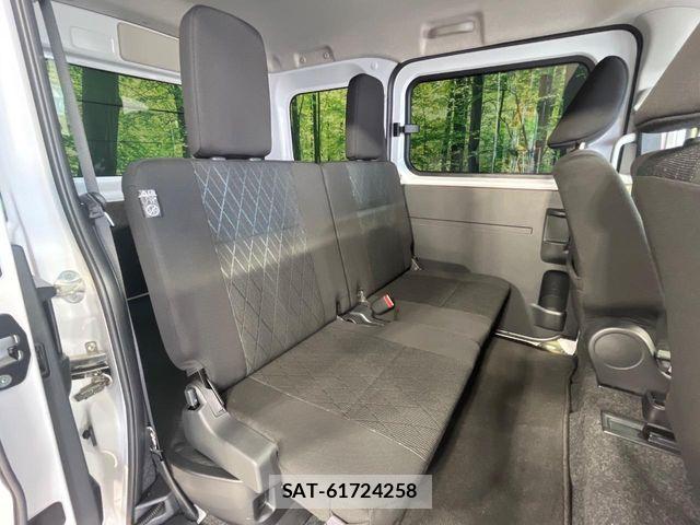 Daihatsu ATRAI 2024-06 8206343-9
