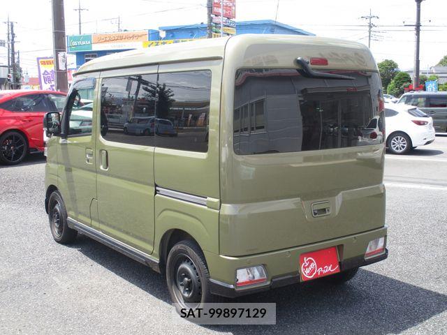 Daihatsu ATRAI 2022-10 8364782-4