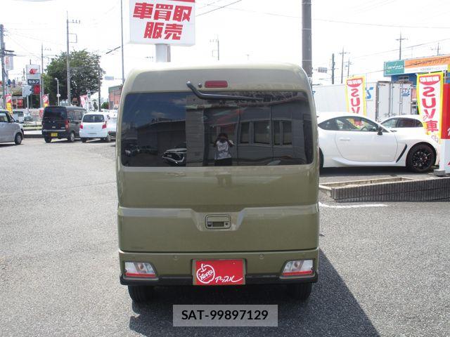 Daihatsu ATRAI 2022-10 8364782-5