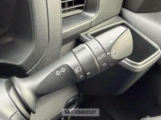 Daihatsu ATRAI 2023-04 8411239-16