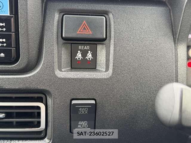 Daihatsu ATRAI 2023-04 8411239-19