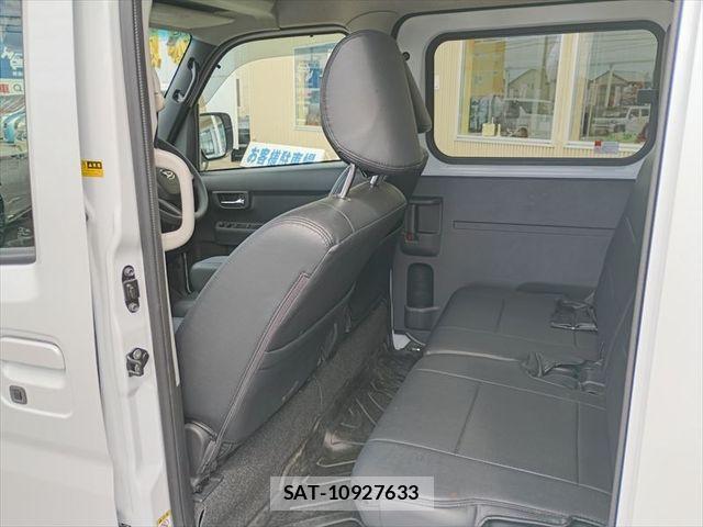 Daihatsu ATRAI 2022-04 8658041-12