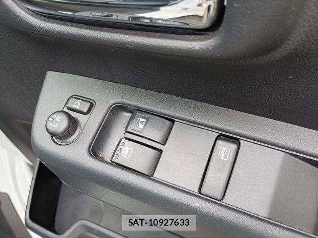 Daihatsu ATRAI 2022-04 8658041-27