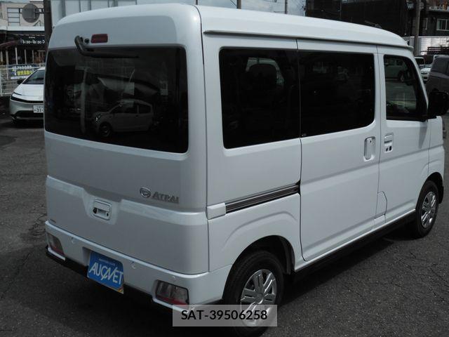 Daihatsu ATRAI 2026-08 8658039-4