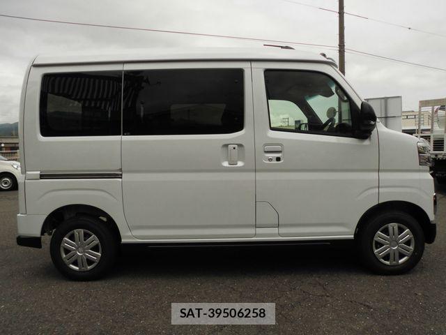 Daihatsu ATRAI 2026-08 8658039-6