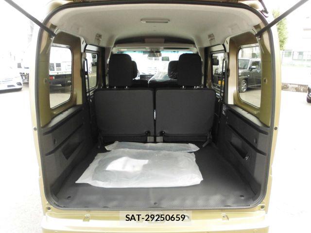 Daihatsu ATRAI 2026-08 8658040-13