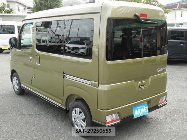 Daihatsu ATRAI 2026-08 8658040-2