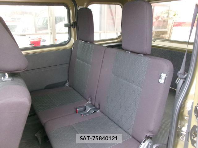 Daihatsu ATRAI 2022-08 8878718-7