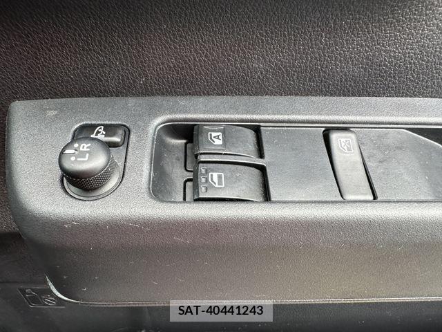 Daihatsu ATRAI 2022-09 8878717-26
