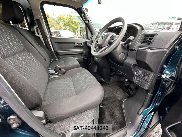 Daihatsu ATRAI 2022-09 8878717-28