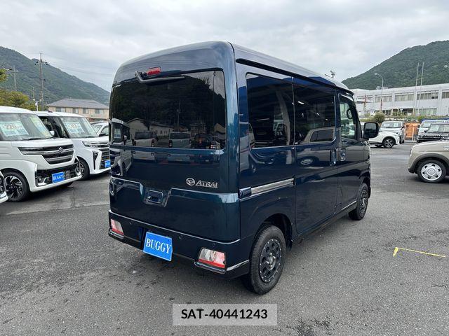 Daihatsu ATRAI 2022-09 8878717-4