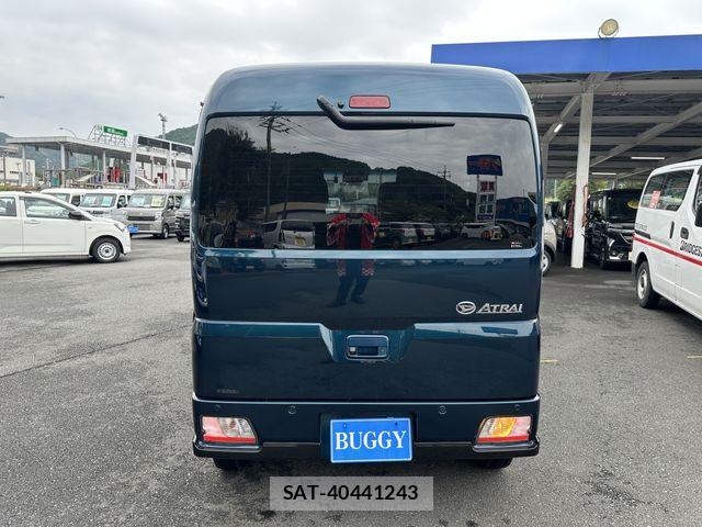 Daihatsu ATRAI 2022-09 8878717-5