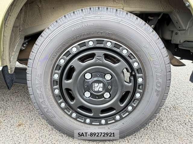 Daihatsu ATRAI 2023-01 8878715-16
