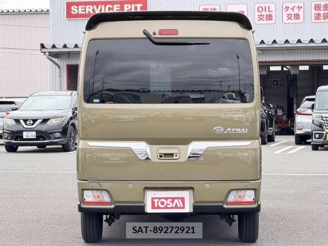 Daihatsu ATRAI 2023-01 8878715-18