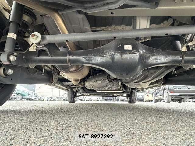 Daihatsu ATRAI 2023-01 8878715-22
