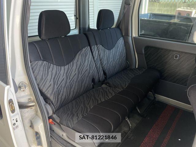 Daihatsu ATRAI WAGON 2001-01 1320746-13