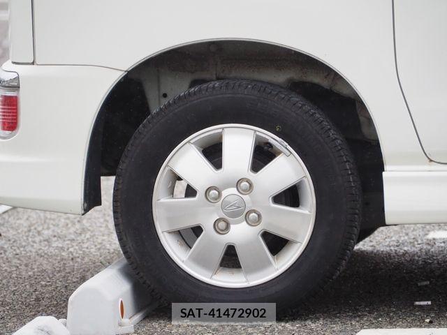 Daihatsu ATRAI WAGON 2015-06 1324196-6