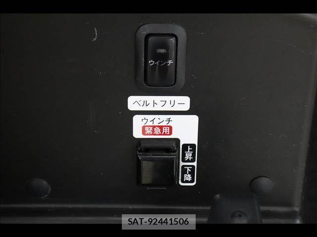 Daihatsu ATRAI WAGON 2019-08 1822493-4