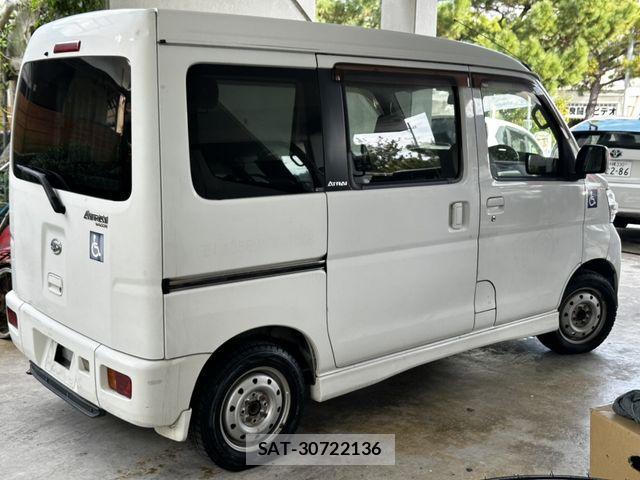Daihatsu ATRAI WAGON 2014-10 3064081-4