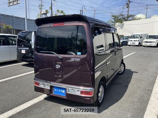 Daihatsu ATRAI WAGON 2011-08 6682581-2