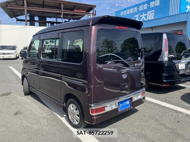 Daihatsu ATRAI WAGON 2011-08 6682581-3