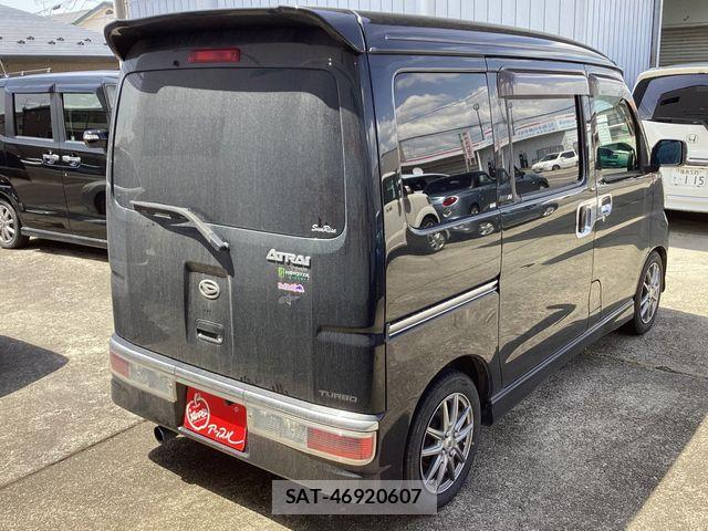 Daihatsu ATRAI WAGON 2011-09 7214954-2