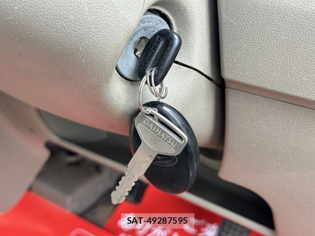 Daihatsu ATRAI WAGON 2007-10 7214959-14