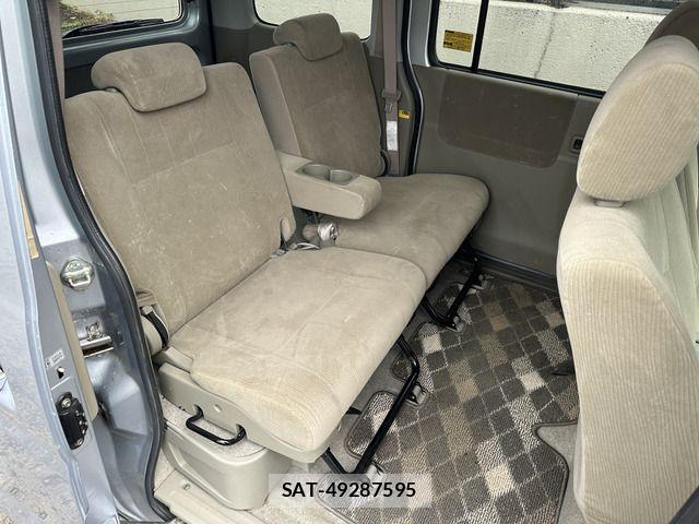 Daihatsu ATRAI WAGON 2007-10 7214959-8