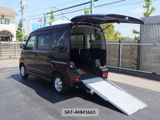 Daihatsu ATRAI WAGON 2020-10 7214965-0