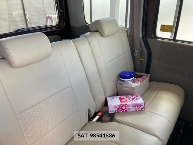 Daihatsu ATRAI WAGON 2010-07 7214961-17