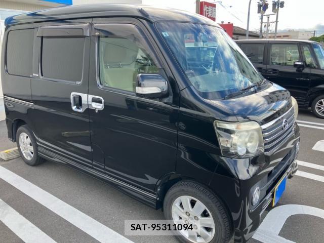 Daihatsu ATRAI WAGON 2015-04 7249823-2