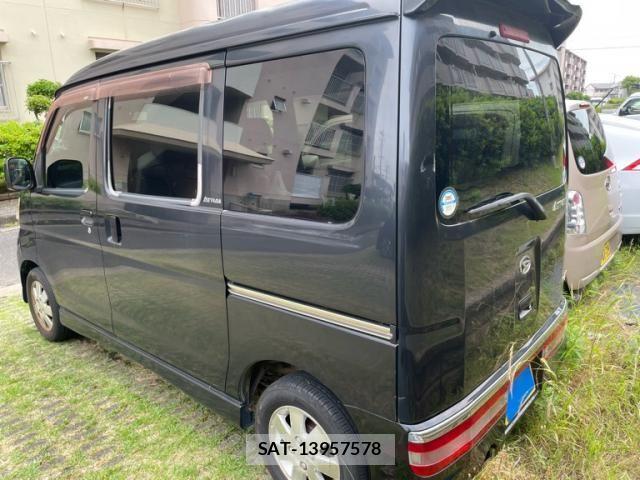 Daihatsu ATRAI WAGON 2005-06 7325694-2